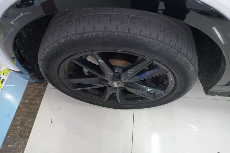 Used Audi Q2L 2018 35 TFSI Launch Exclusive Edition China VI Left Front Wheel Hub