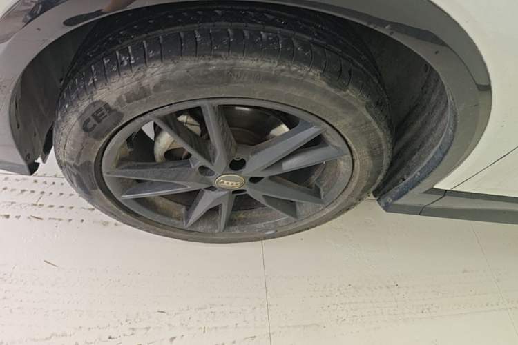 Used Audi Q2L 2018 35 TFSI Launch Exclusive Edition China VI Left Front Wheel Hub