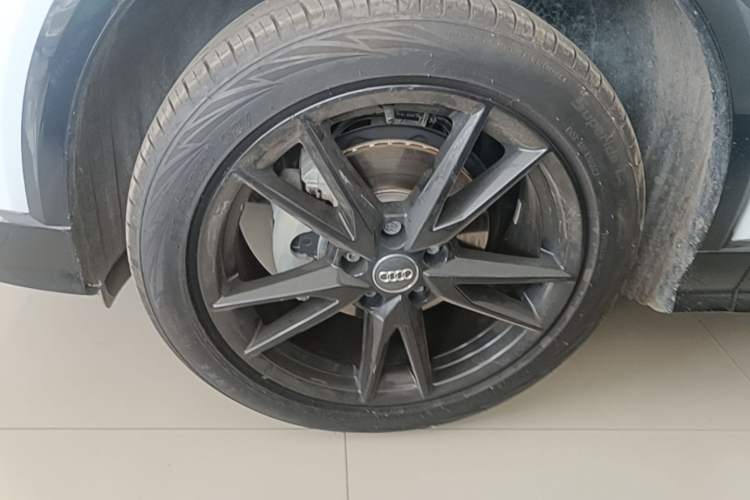 Used Audi Q2L 2018 35 TFSI Fashion Dynamic Version China VI Emission Standard Left Front Wheel Hub