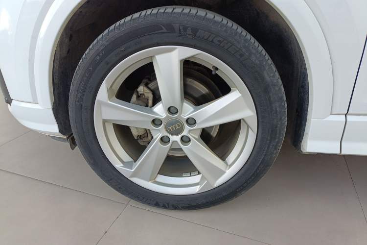 Used Audi Q2L 2018 35 TFSI Fashionable & Elegant Version China VI Emission Standard Left Front Wheel Hub
