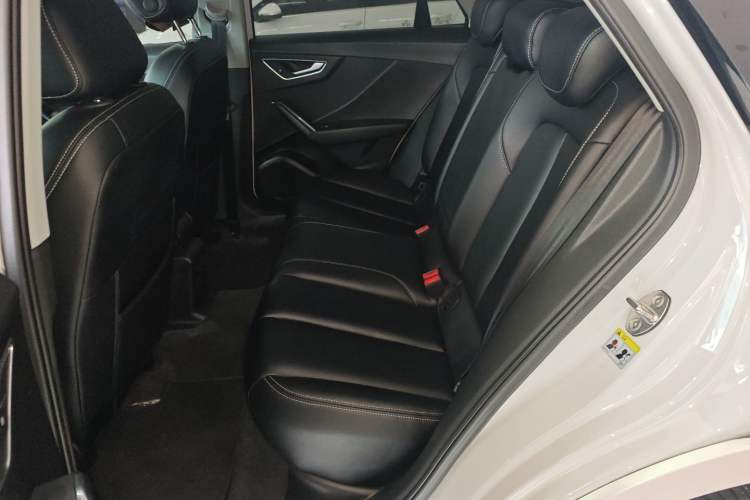Used Audi Q2L 2018 35 TFSI Launch Exclusive Edition China VI Left Rear Seat
