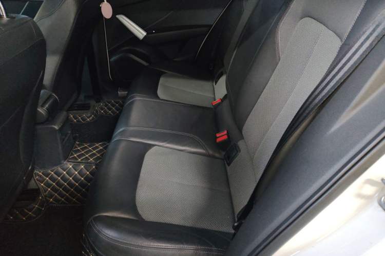 Used Audi Q2L 2018 35 TFSI Fashion Elegant Version China V Left Rear Seat