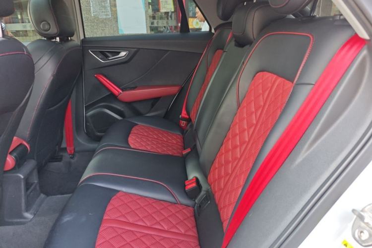 Used Audi Q2L 2018 35 TFSI Launch Exclusive Edition China V Left Rear Seat