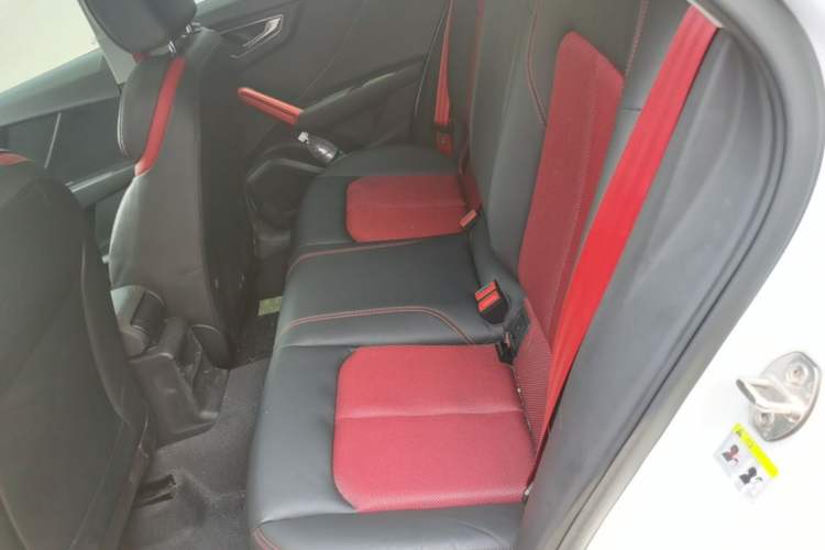 Used Audi Q2L 2018 35 TFSI Fashion Dynamic Version China VI Emission Standard Left Rear Seat
