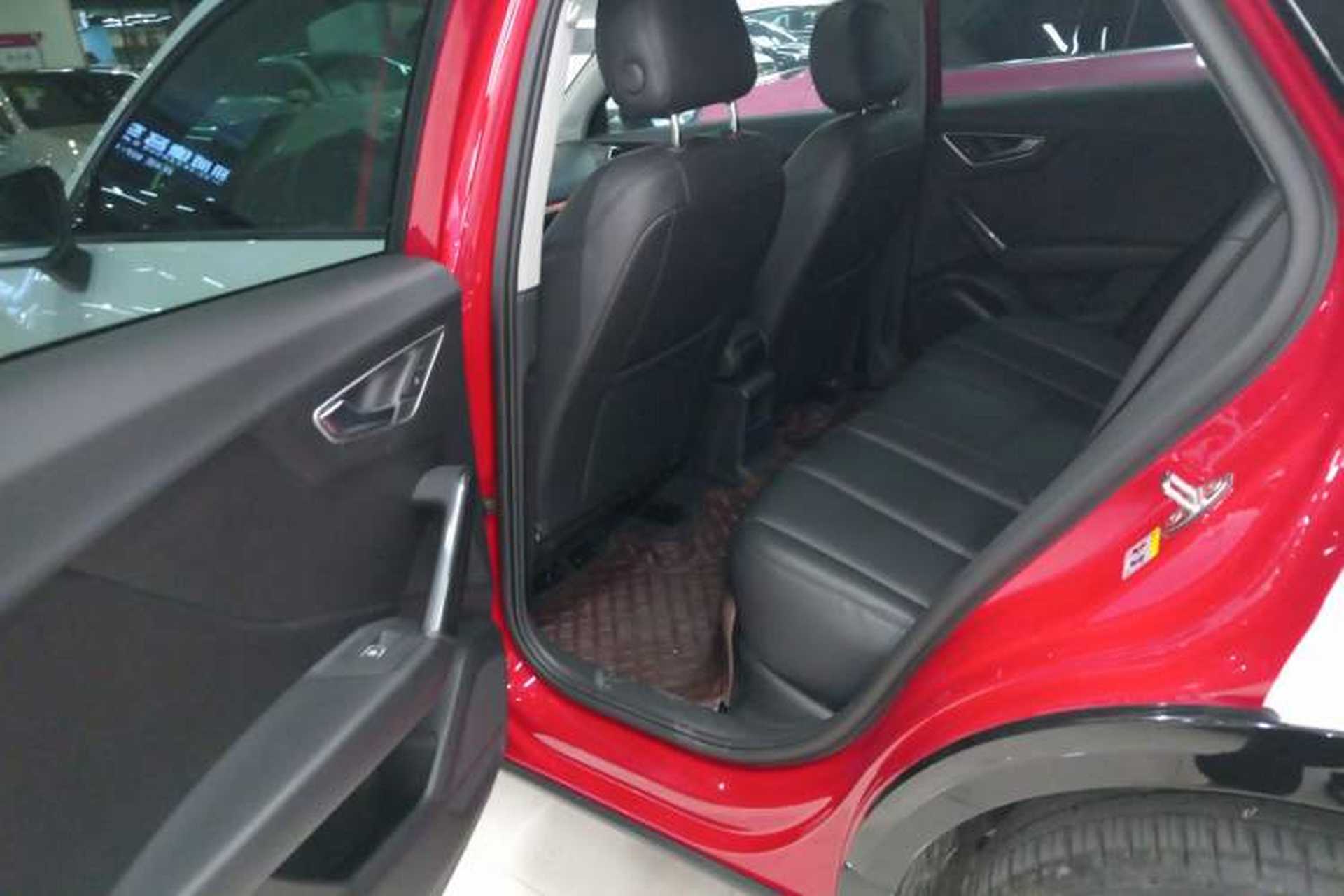 Used Audi Q2L 2018 35 TFSI Launch Exclusive Edition China VI Left Rear Seat