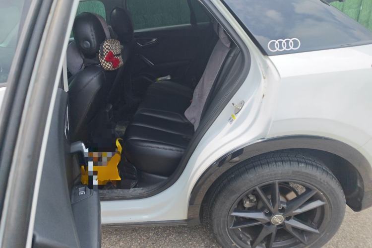 Used Audi Q2L 2018 35 TFSI Launch Exclusive Edition China VI Left Rear Seat