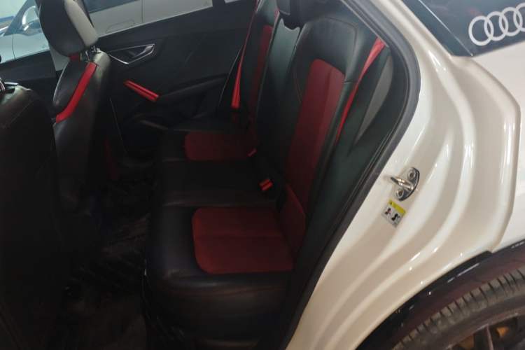 Used Audi Q2L 2018 35 TFSI Launch Exclusive Edition China V Left Rear Seat