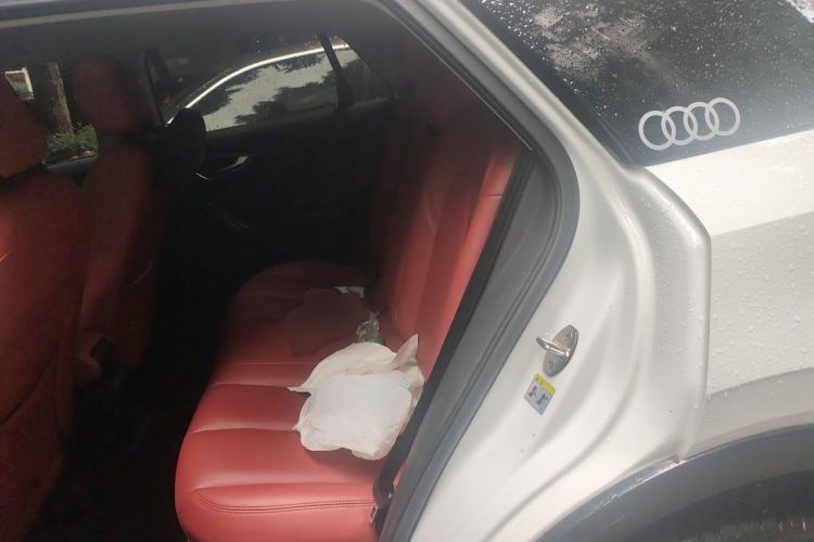 Used Audi Q2L 2018 35 TFSI Launch Exclusive Edition China V Left Rear Seat