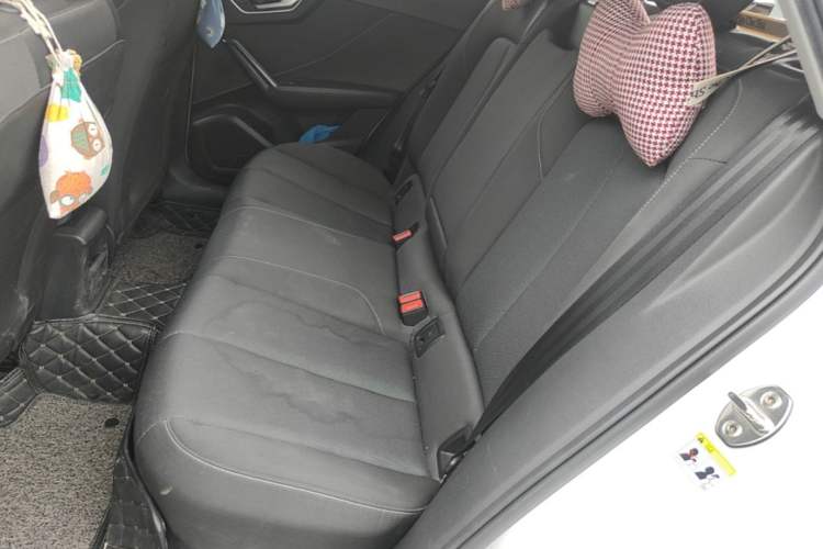 Used Audi Q2L 2018 35 TFSI Launch Exclusive Edition China VI Left Rear Seat