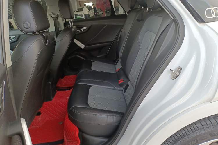 Used Audi Q2L 2018 35 TFSI Fashionable & Elegant Version China VI Emission Standard Left Rear Seat