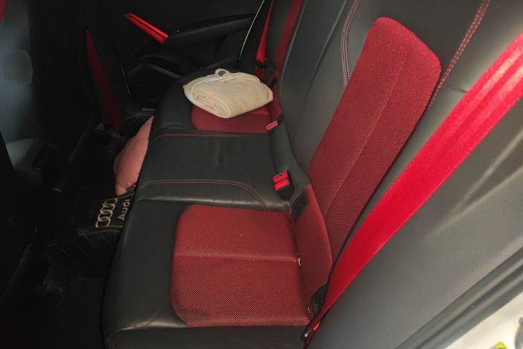 Used Audi Q2L 2018 35 TFSI Fashion Dynamic Version China VI Emission Standard Left Rear Seat
