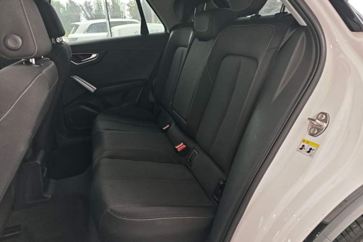 Used Audi Q2L 2018 35 TFSI Luxury Prestige Version China VI Left Rear Seat