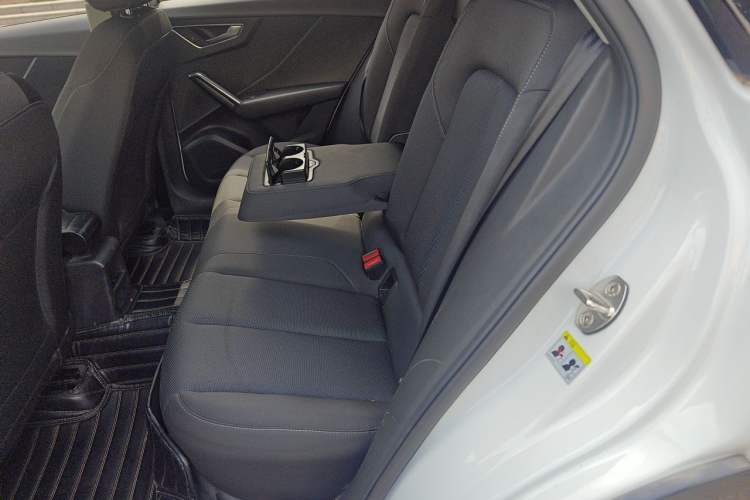 Used Audi Q2L 2018 35 TFSI Launch Exclusive Edition China V Left Rear Seat