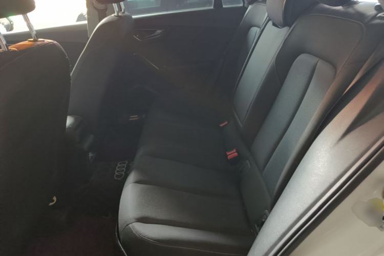 Used Audi Q2L 2018 35 TFSI Launch Exclusive Edition China VI Left Rear Seat