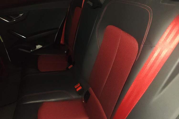 Used Audi Q2L 2018 35 TFSI Fashion Dynamic Version China V Emission Standard Left Rear Seat