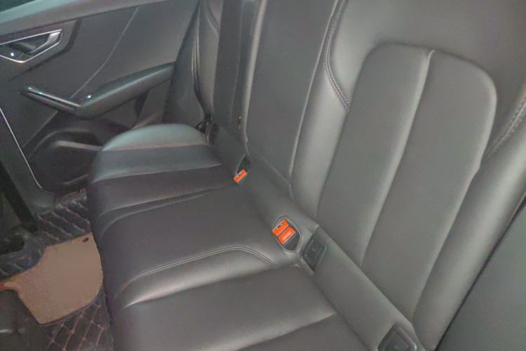 Used Audi Q2L 2018 35 TFSI Launch Exclusive Edition China VI Left Rear Seat