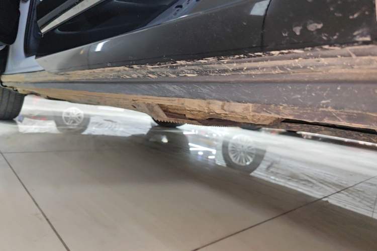 Used Audi Q2L 2018 35 TFSI Launch Exclusive Edition China VI Left Side Sill