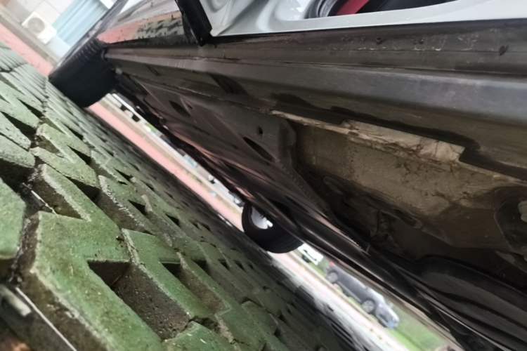 Used Audi Q2L 2018 35 TFSI Fashion Dynamic Version China VI Emission Standard Left Side Sill
