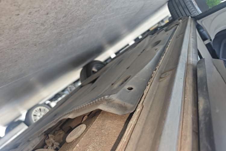 Used Audi Q2L 2018 35 TFSI Launch Exclusive Edition China VI Left Side Sill