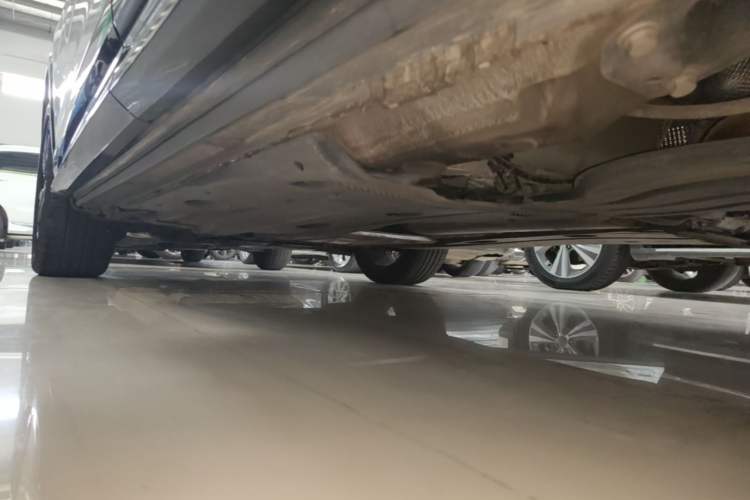 Used Audi Q2L 2018 35 TFSI Launch Exclusive Edition China VI Left Side Sill