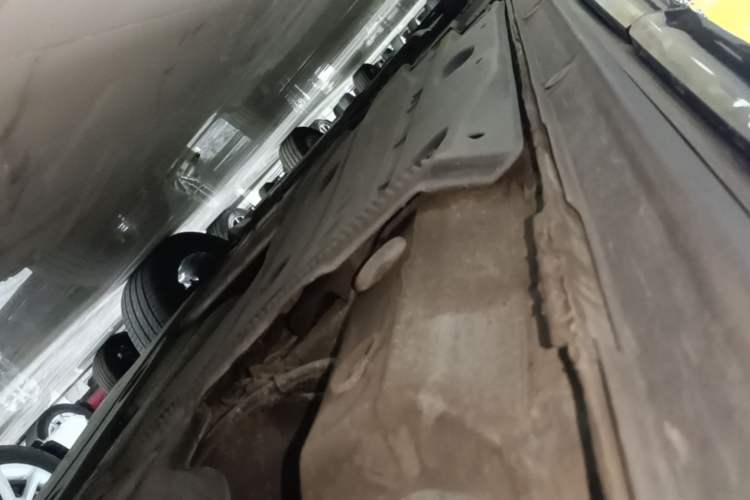 Used Audi Q2L 2018 35 TFSI Fashion Dynamic Version China VI Emission Standard Left Side Sill