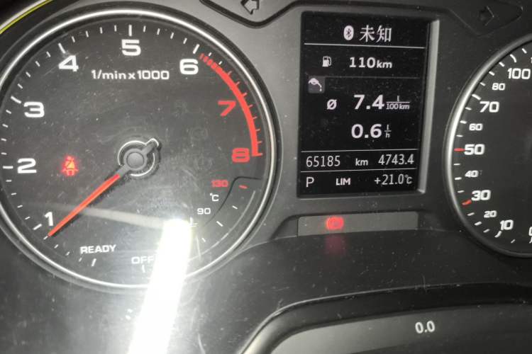 Used Audi Q2L 2018 35 TFSI Launch Exclusive Edition China VI Odometer Close Up