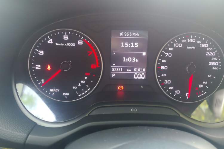 Used Audi Q2L 2018 35 TFSI Fashion Dynamic Version China VI Emission Standard Odometer Close Up