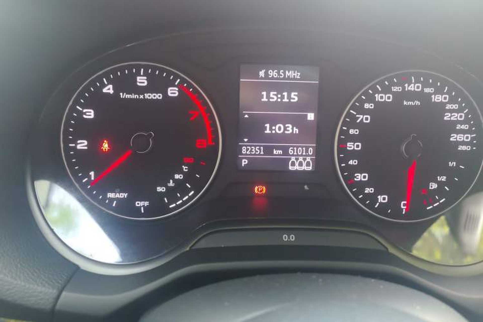 Used Audi Q2L 2018 35 TFSI Fashion Dynamic Version China VI Emission Standard Odometer Close Up