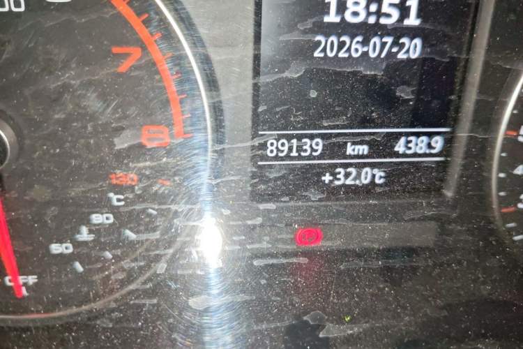 Used Audi Q2L 2018 35 TFSI Fashion Dynamic Version China V Emission Standard Odometer Close Up