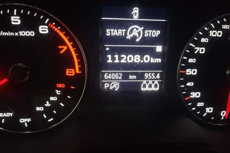 Used Audi Q2L 2018 35 TFSI Fashion Dynamic Version China V Emission Standard Odometer Close Up