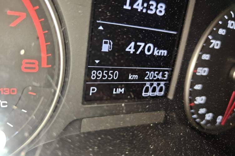 Used Audi Q2L 2018 35 TFSI Launch Exclusive Edition China VI Odometer Close Up