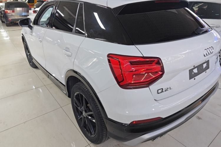 Used Audi Q2L 2018 35 TFSI Launch Exclusive Edition China VI Rear Left 45 Deg