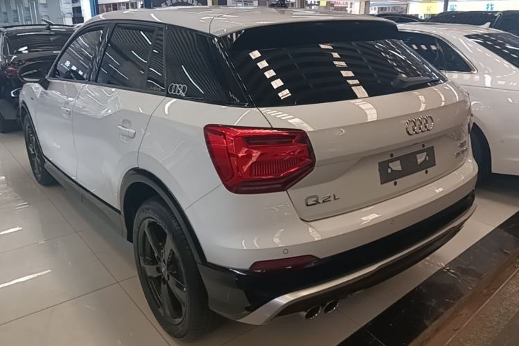 Used Audi Q2L 2018 35 TFSI Launch Exclusive Edition China VI Rear Left 45 Deg