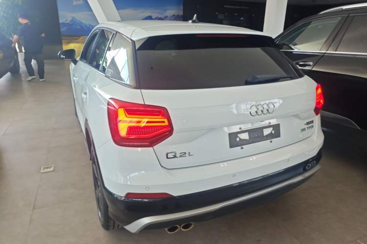 Used Audi Q2L 2018 35 TFSI Launch Exclusive Edition China VI Rear Left 45 Deg
