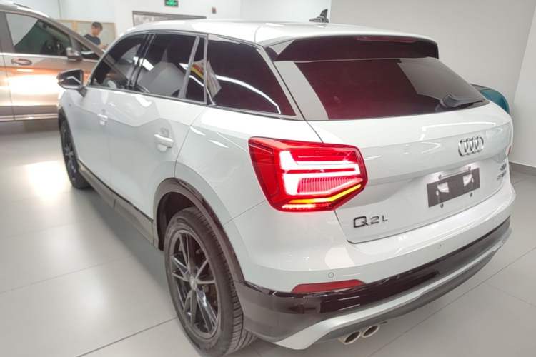 Used Audi Q2L 2018 35 TFSI Launch Exclusive Edition China VI Rear Left 45 Deg