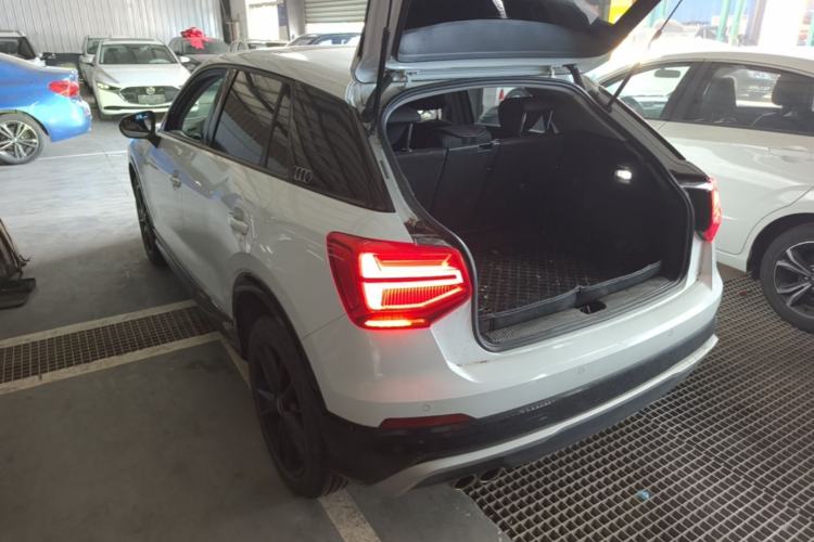 Used Audi Q2L 2018 35 TFSI Launch Exclusive Edition China VI Rear Left 45 Deg
