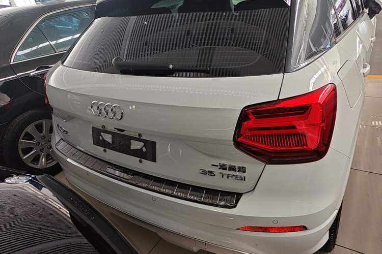 Used Audi Q2L 2018 35 TFSI Luxury Attractive Model China V Standard Rear