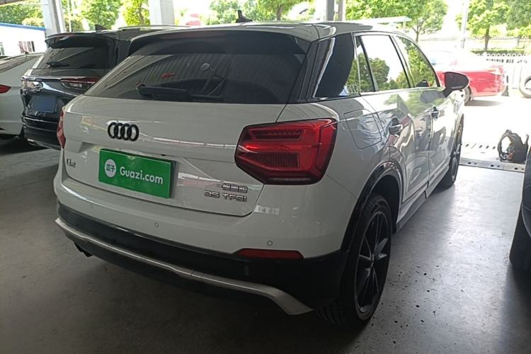 Used Audi Q2L 2018 35 TFSI Fashion Dynamic Version China V Emission Standard Rear Right 45 Deg