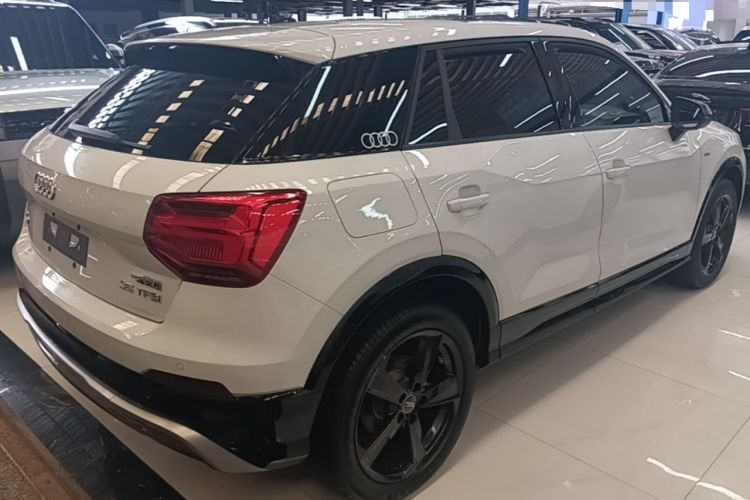 Used Audi Q2L 2018 35 TFSI Launch Exclusive Edition China VI Rear Right 45 Deg