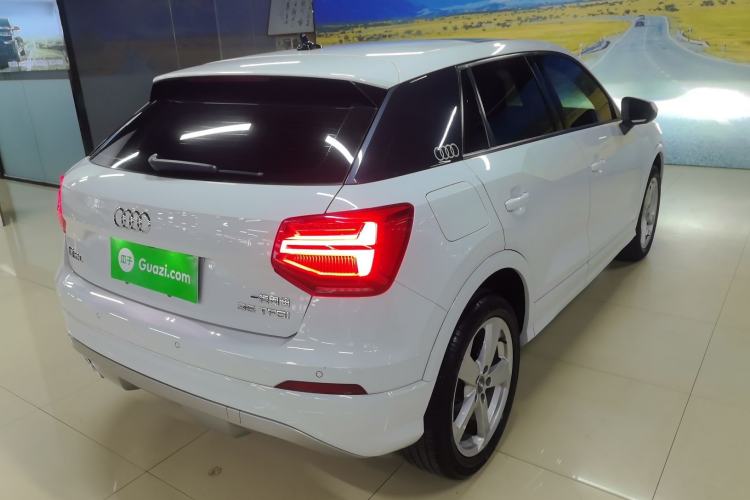 Used Audi Q2L 2018 35 TFSI Fashionable & Elegant Version China VI Emission Standard Rear Right 45 Deg