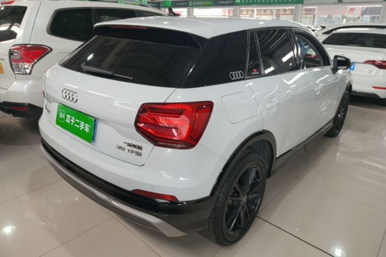 Used Audi Q2L 2018 35 TFSI Launch Exclusive Edition China VI Rear Right 45 Deg
