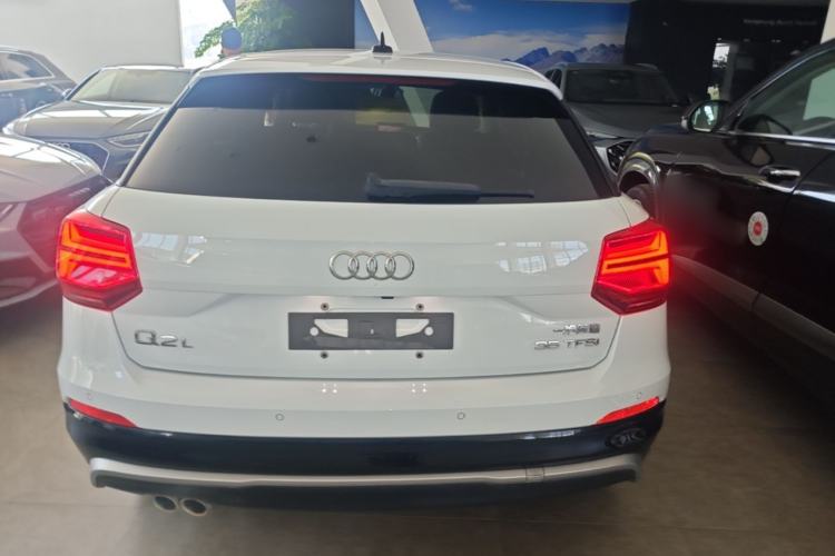 Used Audi Q2L 2018 35 TFSI Launch Exclusive Edition China VI Rear