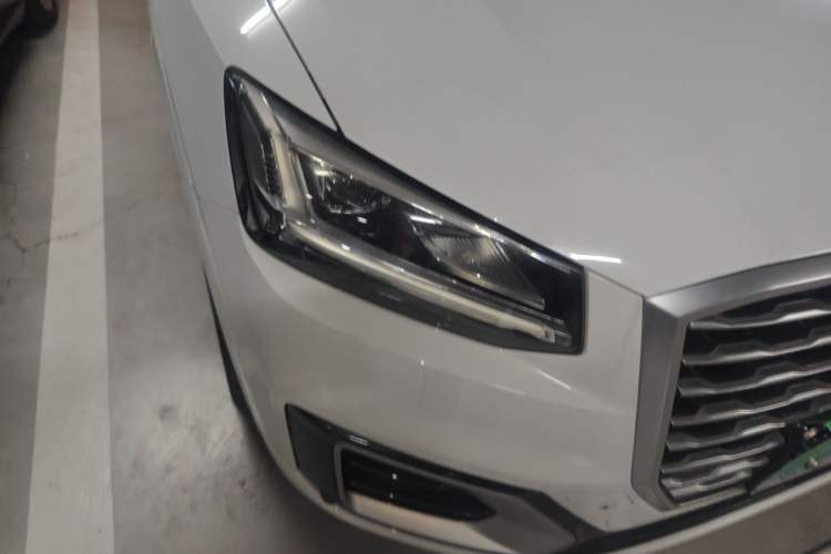 Used Audi Q2L 2018 35 TFSI Luxury Attractive Model China V Standard Right Front Headlight