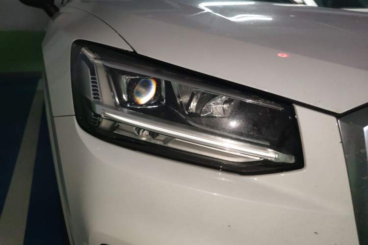 Used Audi Q2L 2018 35 TFSI Luxury Prestige Version China VI Right Front Headlight