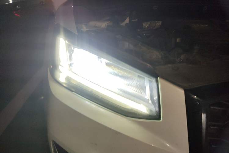 Used Audi Q2L 2018 35 TFSI Launch Exclusive Edition China VI Right Front Headlight
