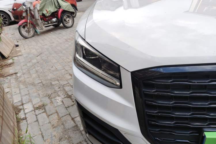 Used Audi Q2L 2018 35 TFSI Fashion Dynamic Version China V Emission Standard Right Front Headlight