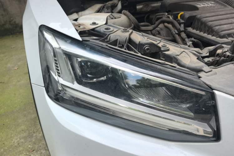 Used Audi Q2L 2018 35 TFSI Launch Exclusive Edition China V Right Front Headlight