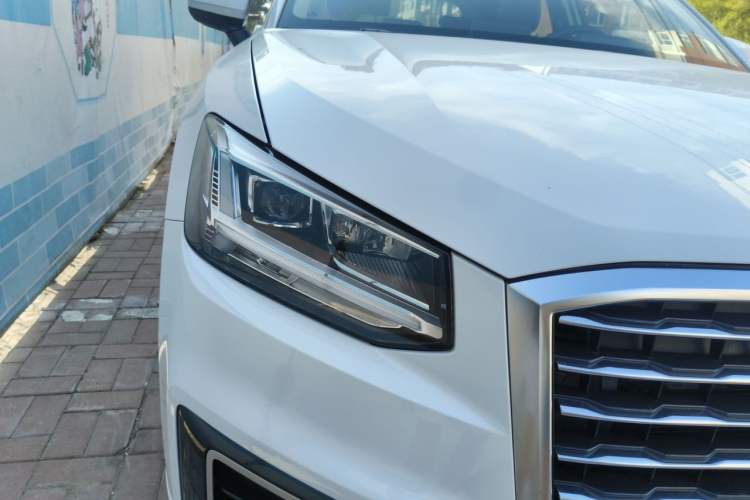 Used Audi Q2L 2018 35 TFSI Fashion Elegant Version China V Right Front Headlight