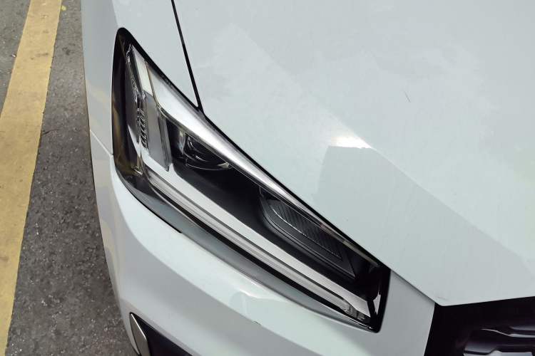 Used Audi Q2L 2018 35 TFSI Launch Exclusive Edition China V Right Front Headlight