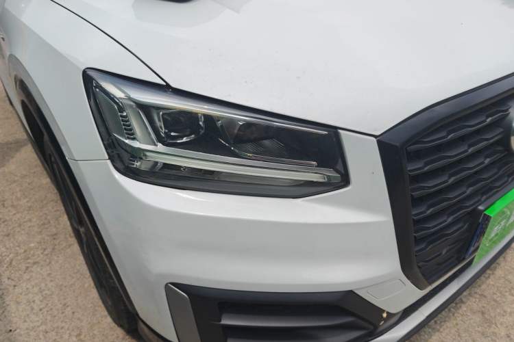 Used Audi Q2L 2018 35 TFSI Launch Exclusive Edition China VI Right Front Headlight